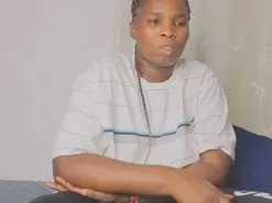 Its_Her  live sex cam