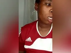 Its_Her  live sex cam