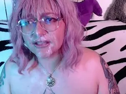 Greengood  live sex cam