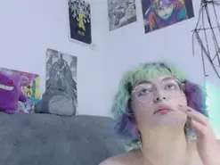 Greengood  live sex cam