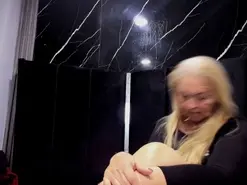 Queenstarhyl  live sex cam