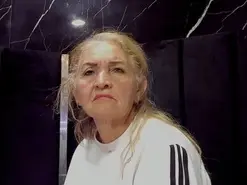 Queenstarhyl  live sex cam