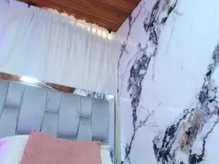 Eda_Bonne  live sex cam