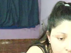 Lopezzzmia  live sex cam