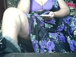 Indianbhabi40  live sex cam