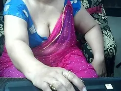 Indianbhabi40  live sex cam