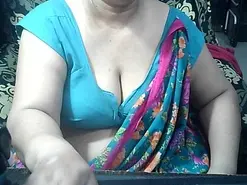 Indianbhabi40  live sex cam