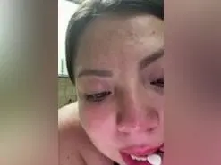 Vanne_montes  live sex cam