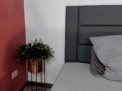 AnnaBrooks  live sex cam
