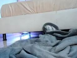 SabrinaWarren  live sex cam