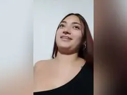 Lola_2007  live sex cam