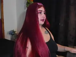 Lussyevans  live sex cam