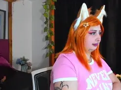 Lussyevans  live sex cam
