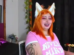 Lussyevans  live sex cam