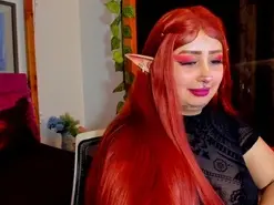Lussyevans  live sex cam