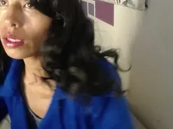 Karoline_66  live sex cam