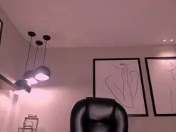 LisaFlowers  live sex cam