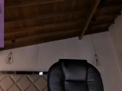 LisaFlowers  live sex cam