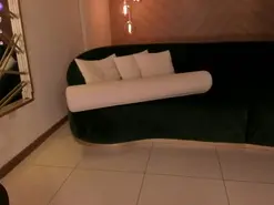 MaryLewis  live sex cam
