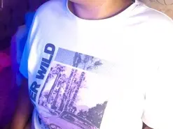 Alanna-Brunette  live sex cam