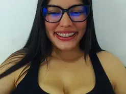 ImSweetLips  live sex cam