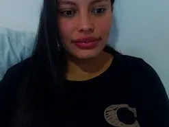 ImSweetLips  live sex cam