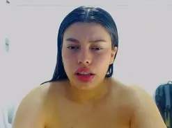 ImSweetLips  live sex cam