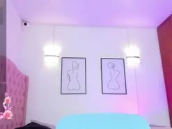 QueenLatina  live sex cam