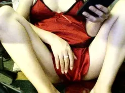 Sexygirl33x  live sex cam