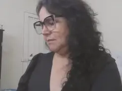 Samyjons70  live sex cam