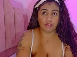 AndreaSweet2  live sex cam
