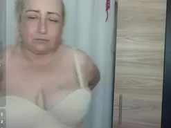 Lis_Madura  live sex cam