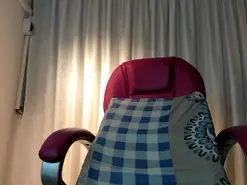 KOURTNEY-  live sex cam