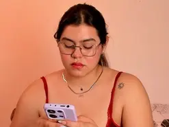 Veronica185  live sex cam