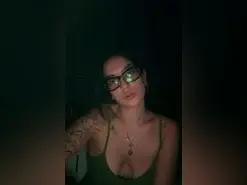 Natashabrune  live sex cam