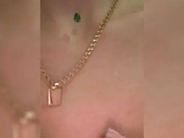 -Kara-mellka-  live sex cam