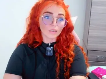 Alexatexass  live sex cam