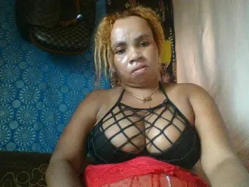 Amanah  live sex cam