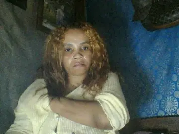 Amanah  live sex cam