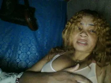 Amanah  live sex cam