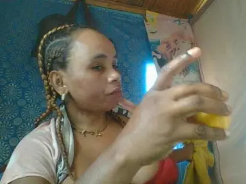 Amanah  live sex cam