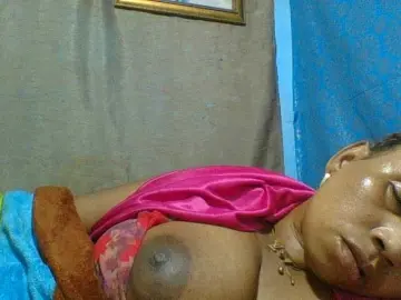 Amanah  live sex cam