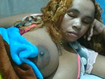 Amanah  live sex cam