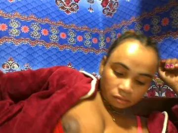 Amanah  live sex cam