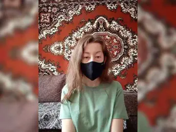 BelayaVorona  live sex cam