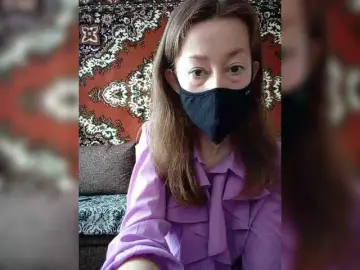 BelayaVorona  live sex cam