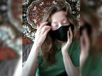 BelayaVorona  live sex cam