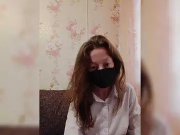 BelayaVorona  live sex cam