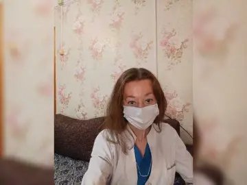 BelayaVorona  live sex cam