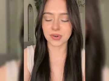 Kssksen  live sex cam